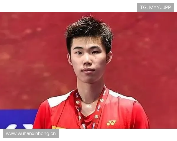 翁泓阳赛场上拼成疯，私底下却藏着让人咂舌的奢华秘密？